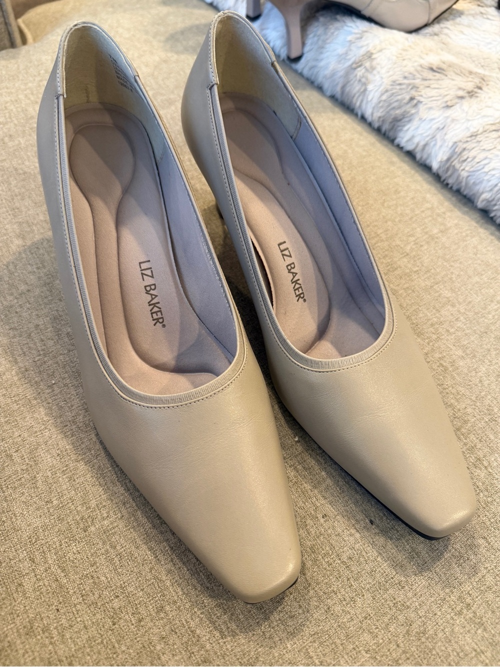 Liz Baker Beige Square-Toe Mid-Heel Pumps